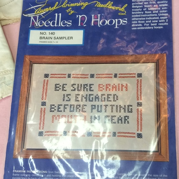 FINAL SALE PRICE 2 New Cross Stitch Kits + 3 Vintage Items - Picture 4 of 6